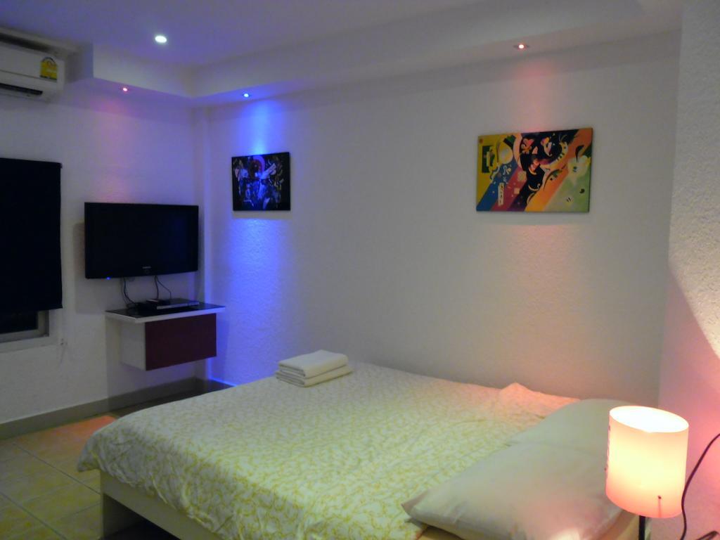 Swiss Food Restaurant And Room For Rent Pattaya Room photo