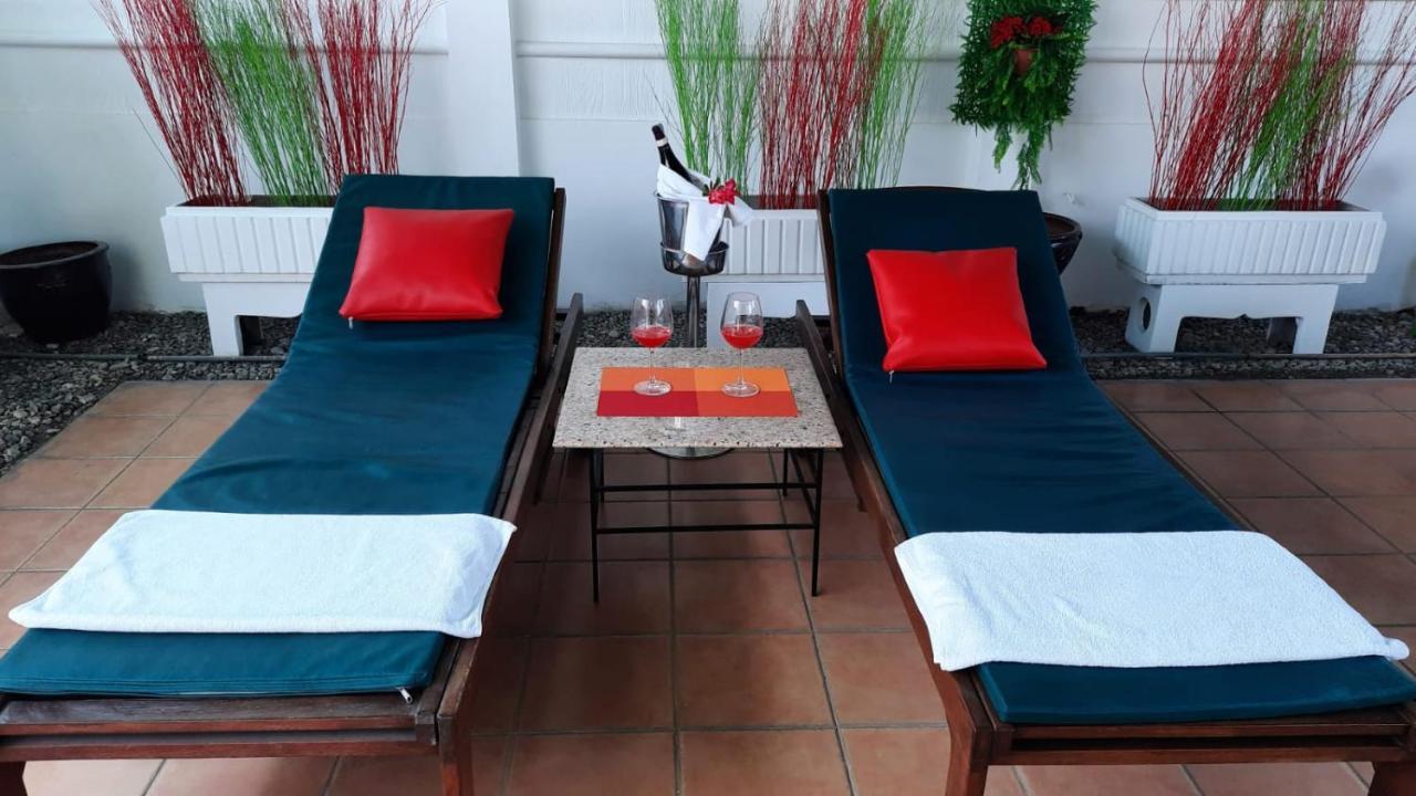 Swiss Food Restaurant And Room For Rent Pattaya Exterior photo