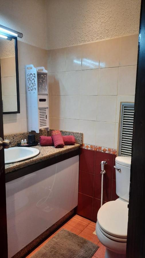 Swiss Food Restaurant And Room For Rent Pattaya Exterior photo